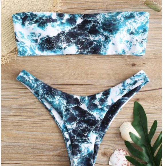 2/$30 ZAFUL High Cut Bikini Bundle - Picture 6 of 7